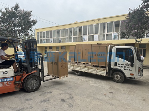克萊森工業(yè)吸塵器生產(chǎn)車間實(shí)拍圖