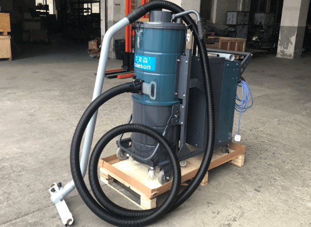 HC7-100L三相重型工業(yè)吸塵器